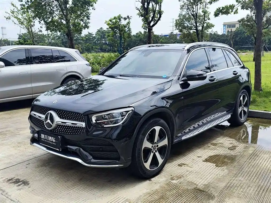Mercedes-Benz GLC 2023
