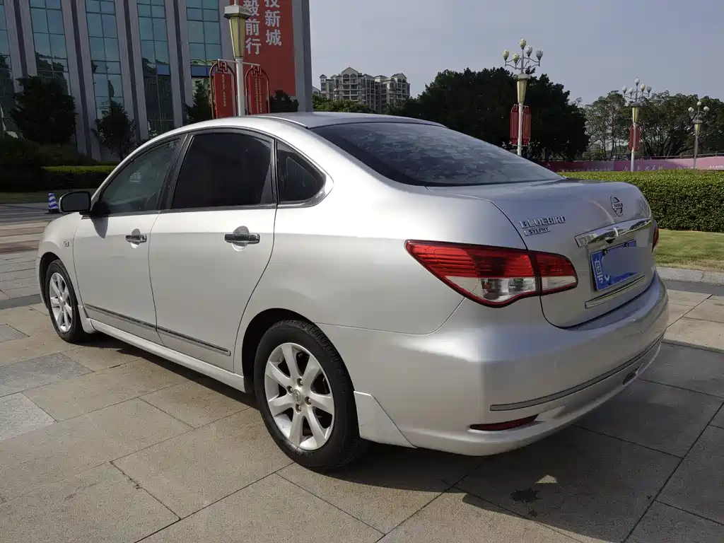 Nissan Sylphy 2012