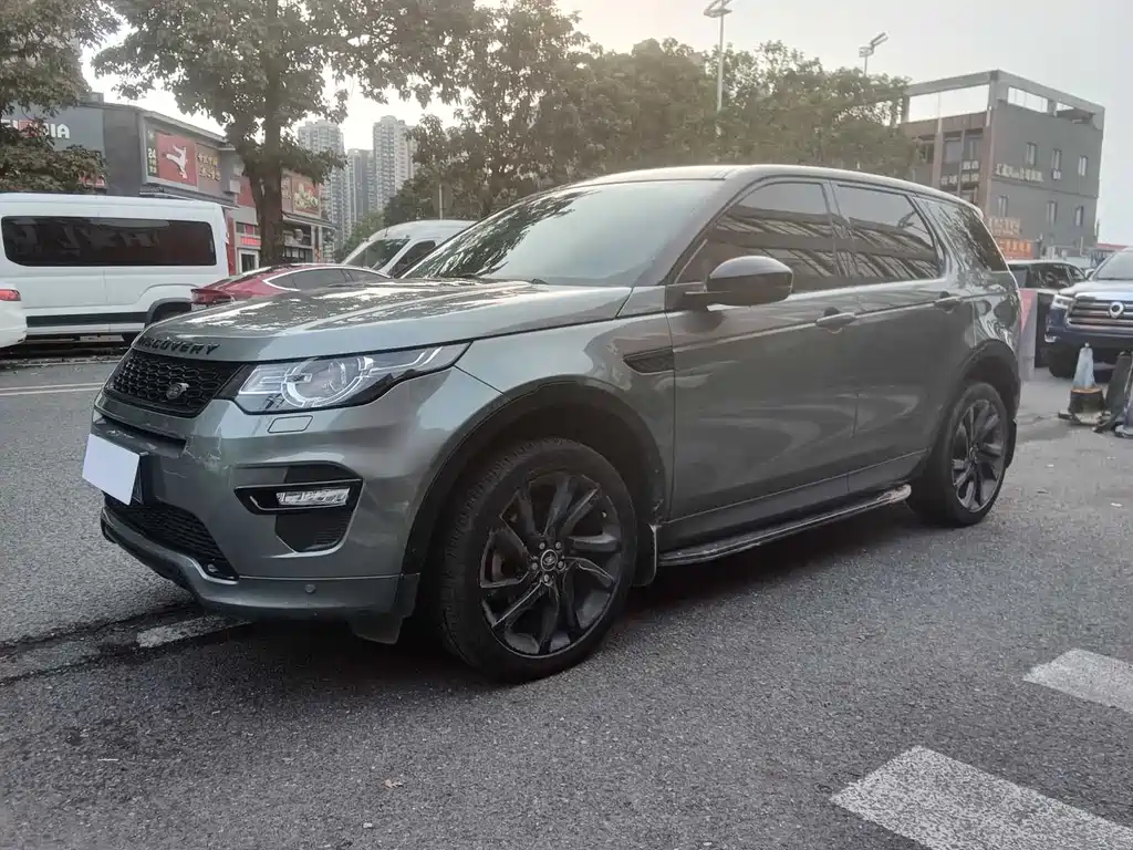 Land Rover Discovery Sport 2019 — фото 1