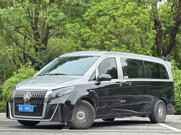 Mercedes-Benz Vito 2024