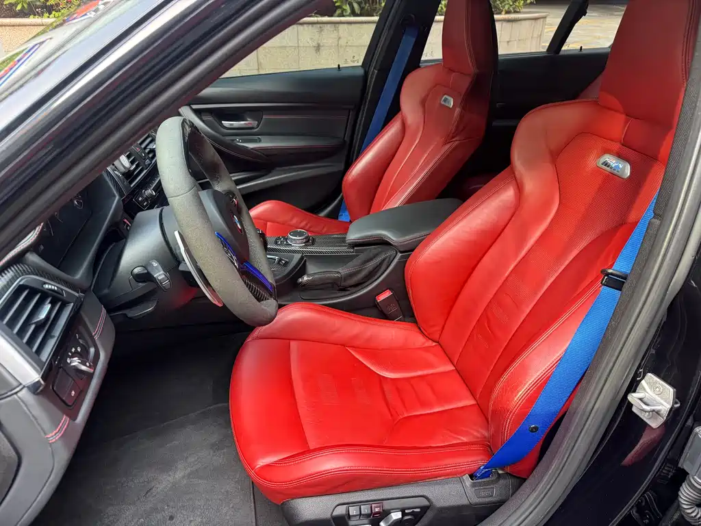 BMW M3 2017 — фото 10
