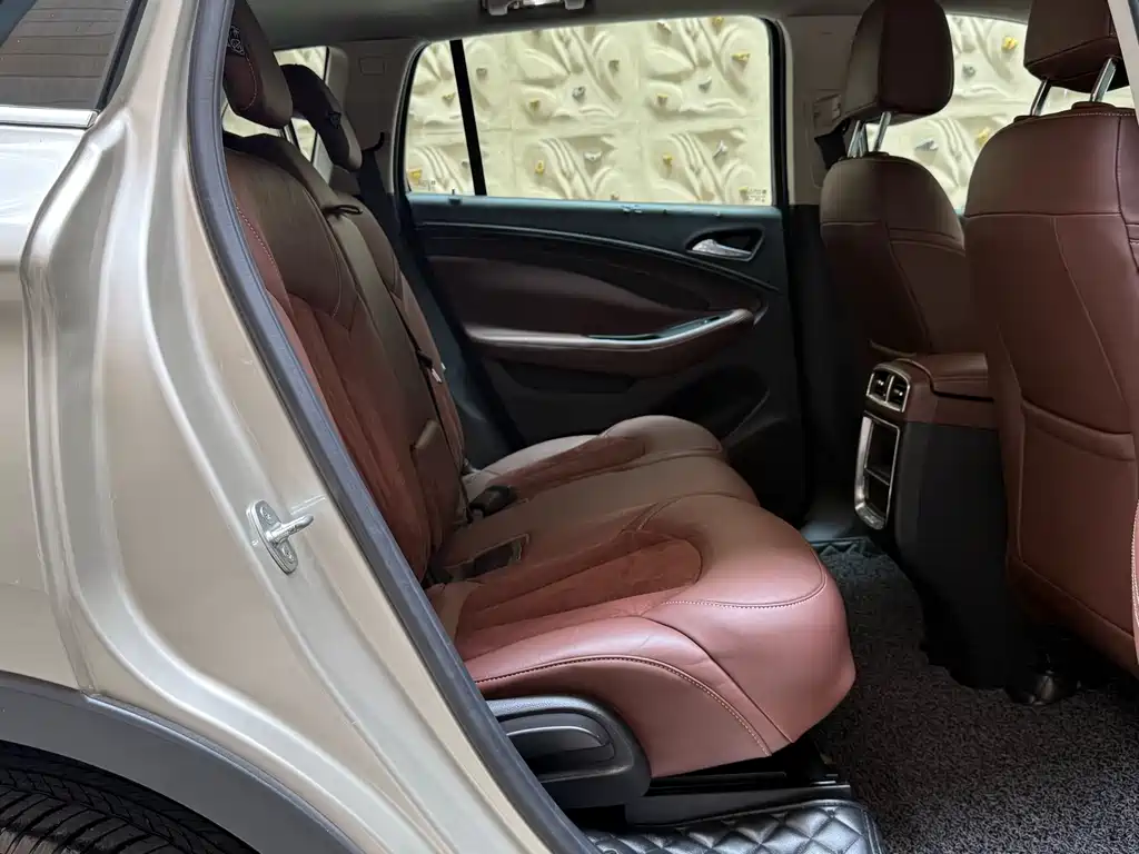 Buick Envision Plus 2015 — фото 9