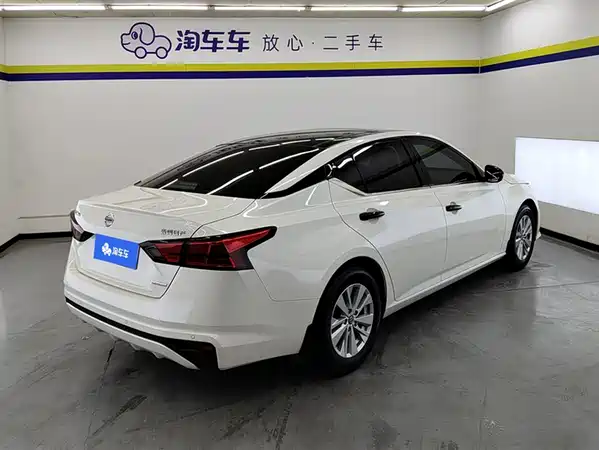 Nissan Teana 2019