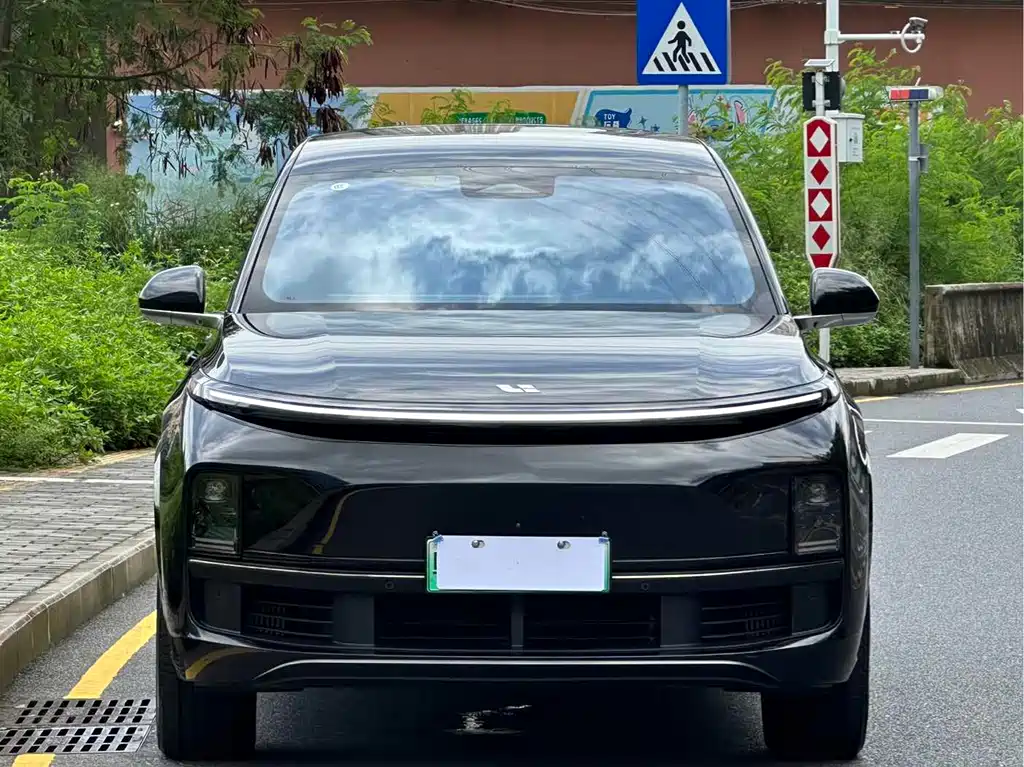 Li Auto Li L8 2023