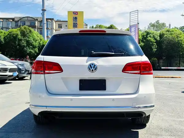 Volkswagen Magotan 2015
