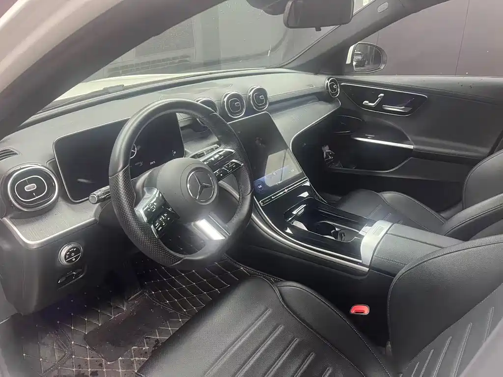 Mercedes-Benz C-Class 2022 — фото 4