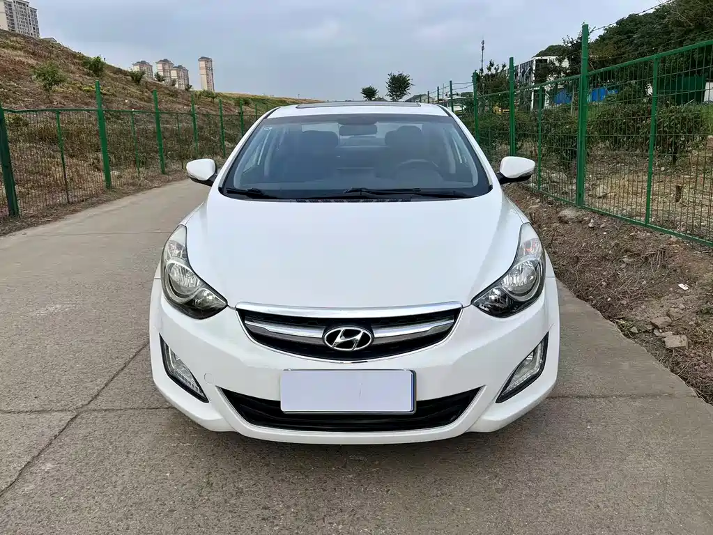 Hyundai Elantra Langdong 2015 — фото 2