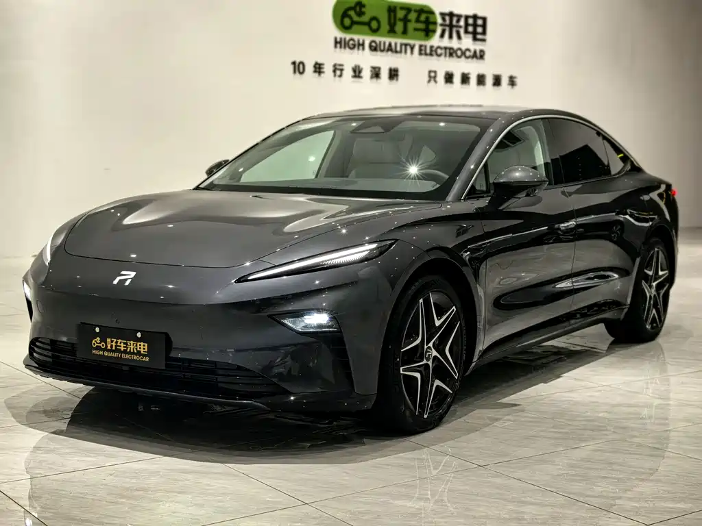 Roewe Feifan F7 — фото 1