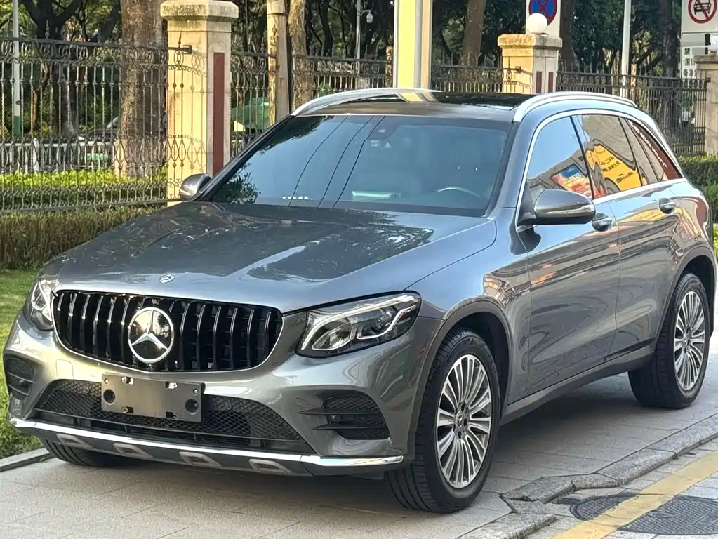 Mercedes-Benz GLC 2017 — фото 1