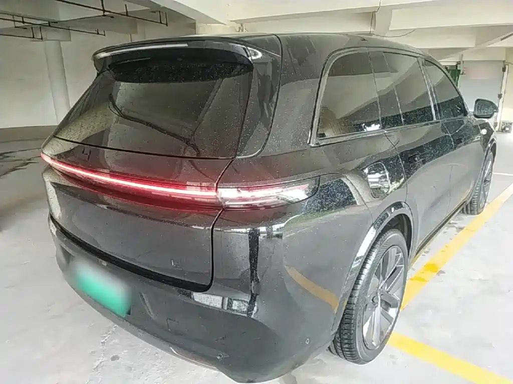 Li Auto Li L8 2024