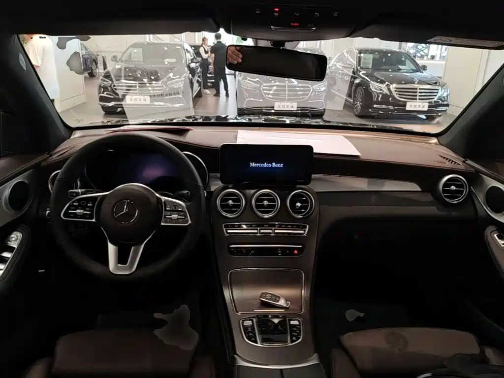 Mercedes-Benz GLC 2021 — фото 16