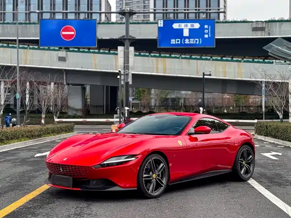 Ferrari Roma 2021