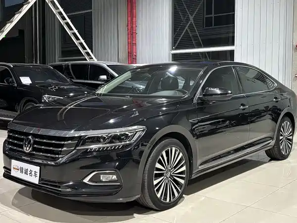 Volkswagen Passat 2021