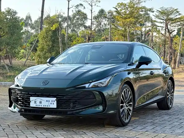 MG MG7 2025