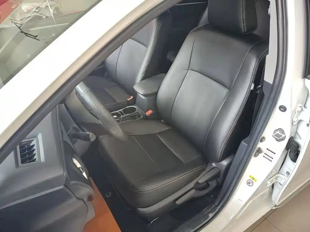 Toyota Corolla 2018 — фото 17