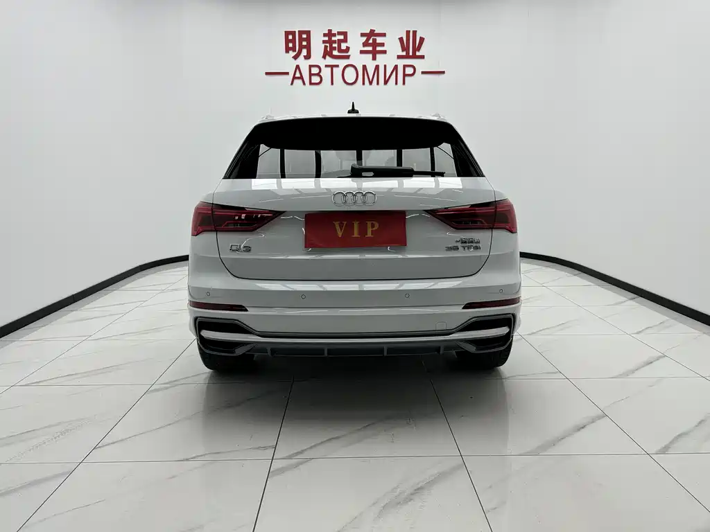 Audi Q3 2022 — фото 10