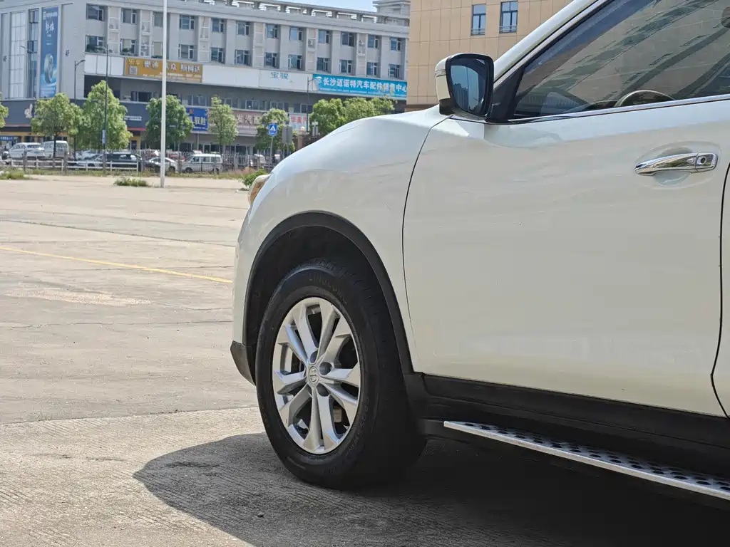 Nissan X-Trail 2015 — фото 20