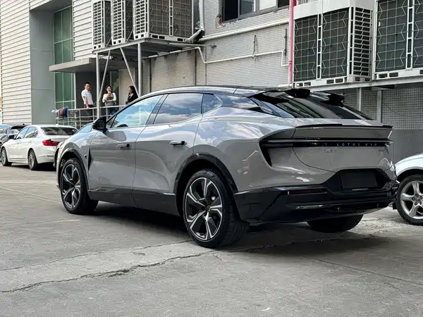 Lotus ELETRE 2023