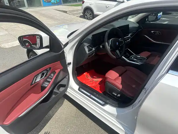 BMW 3 Series 2023