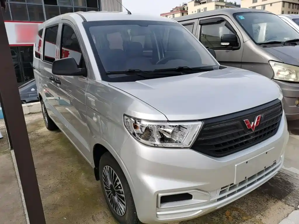 Wuling Hongguang V 2022