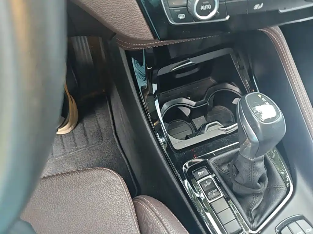 BMW X1 2018 — фото 14