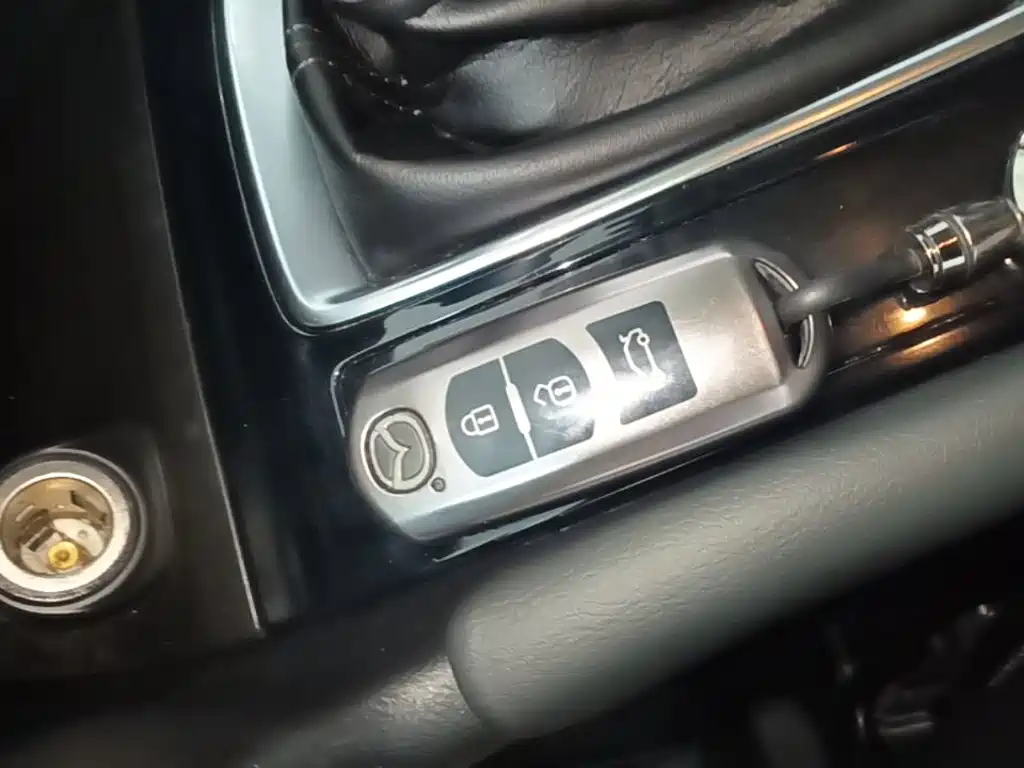Mazda 3 Angkesela 2017 — фото 9