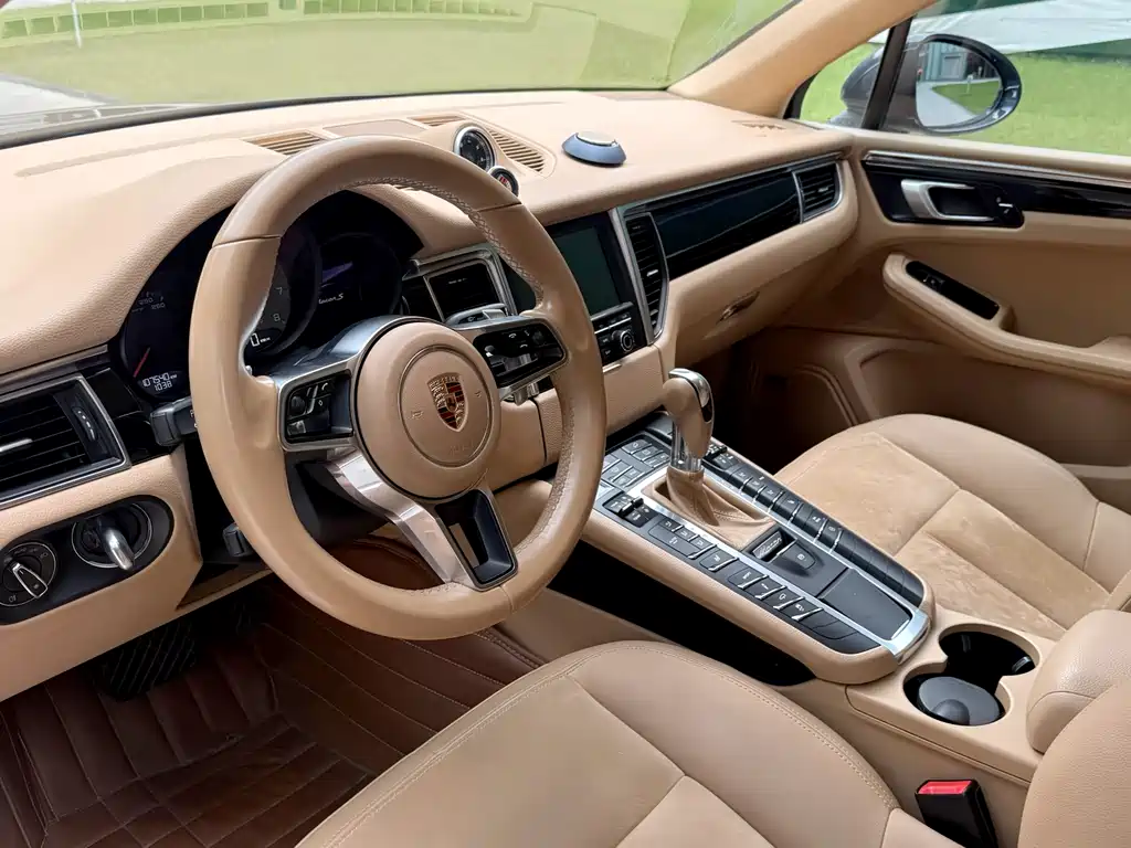 Porsche Macan 2015