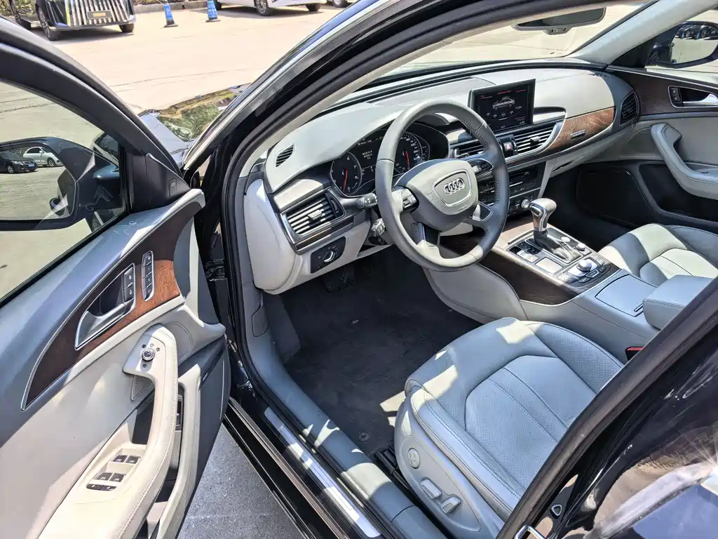 Audi A6L 2014