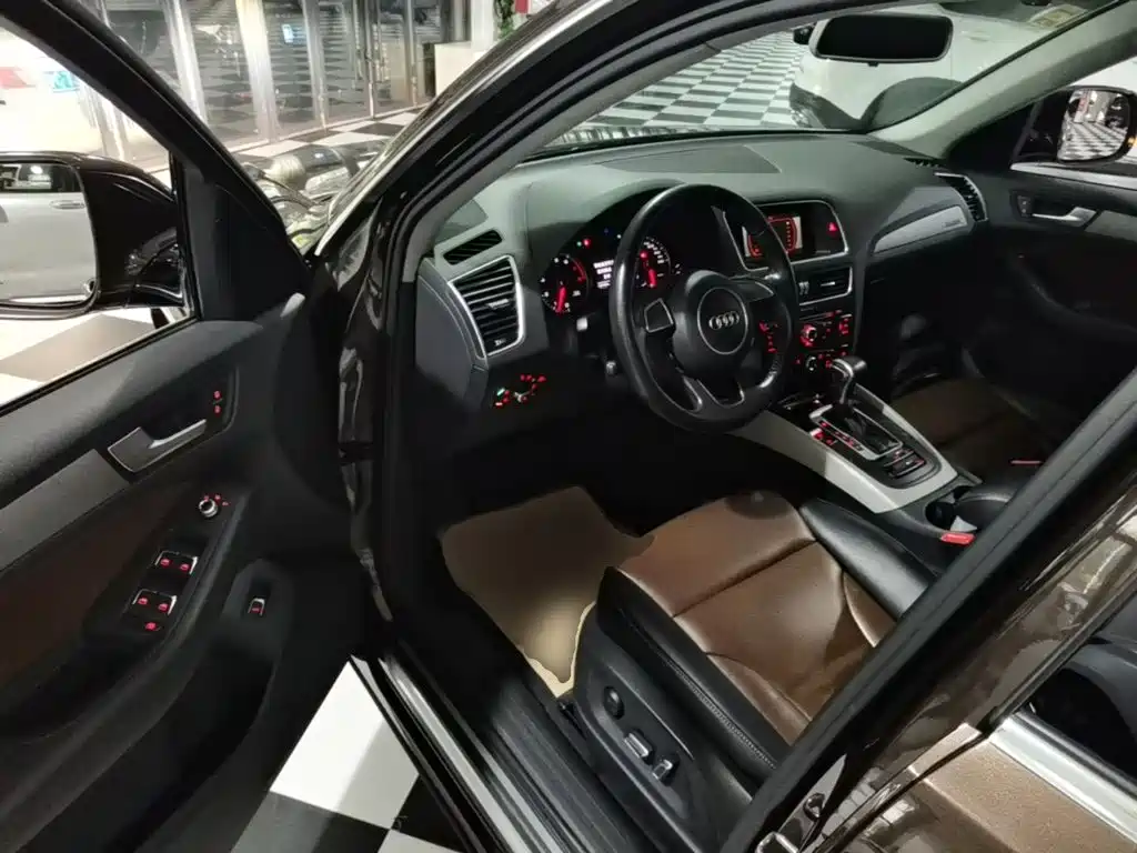 Audi Q5 2016 — фото 16