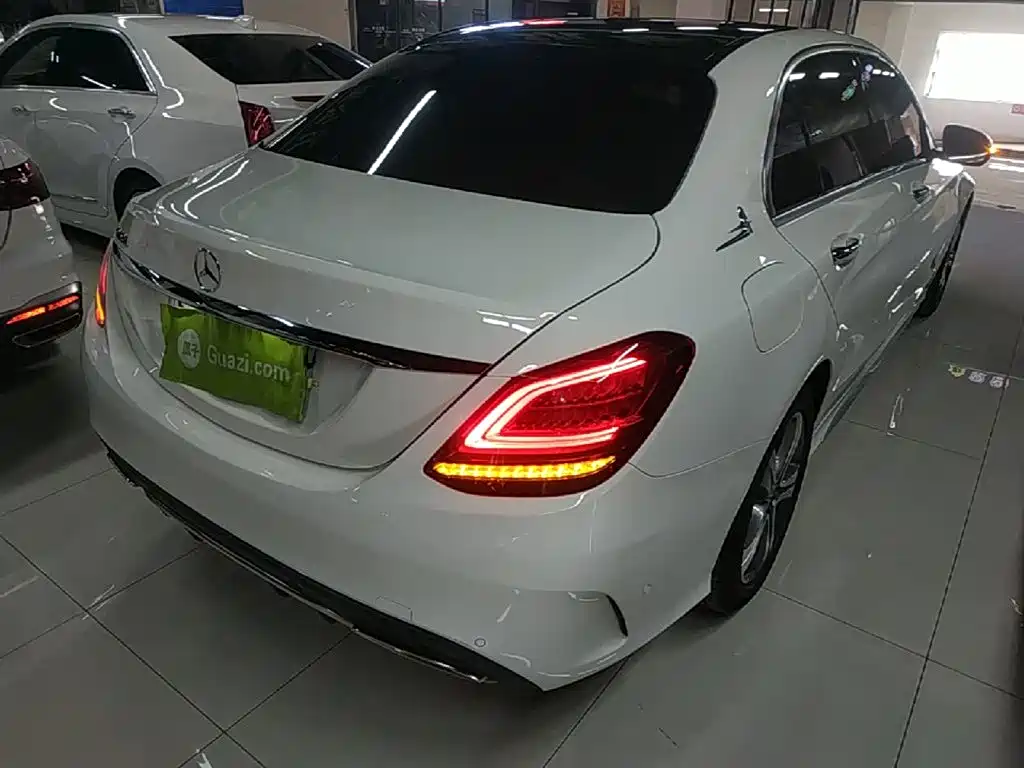 Mercedes-Benz C-Class 2020 — фото 7
