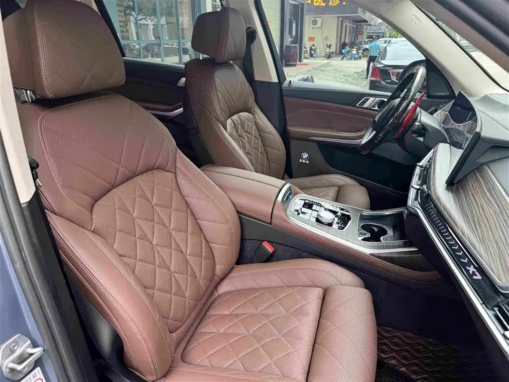 BMW X7 2023 — фото 10