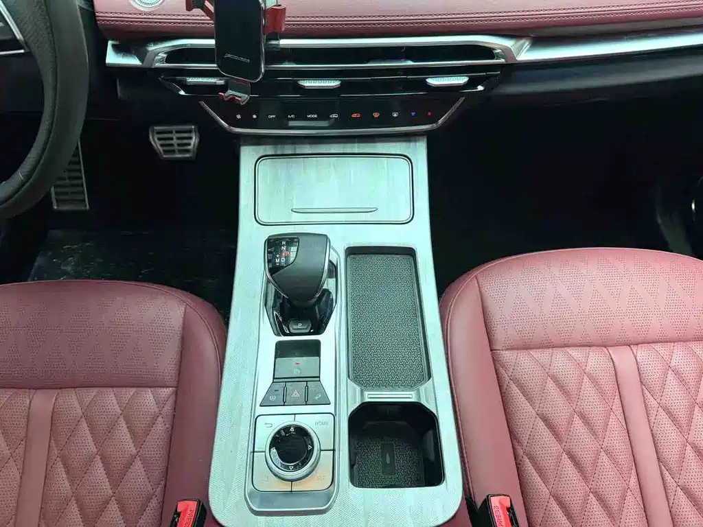 Jetour X70 PLUS 2023 — фото 11