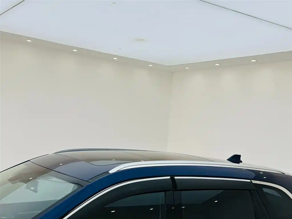 Renault Koleos 2018 — фото 23
