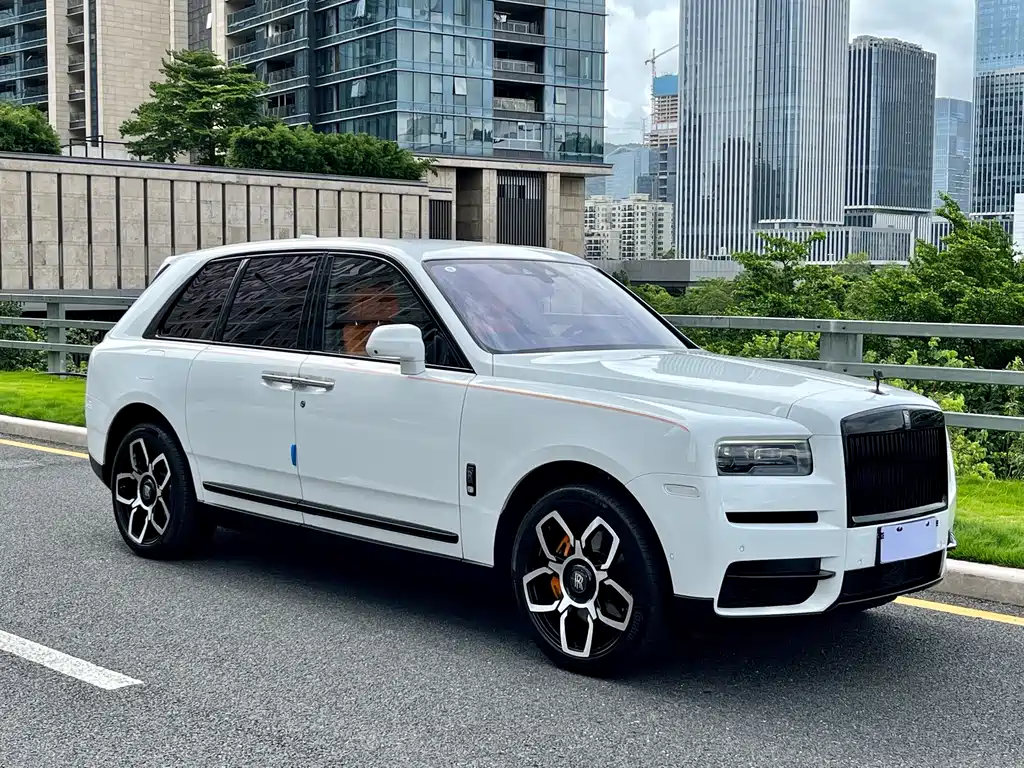 Rolls-Royce Cullinan 2021