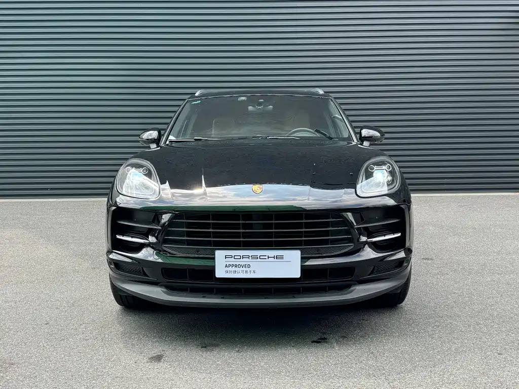 Porsche Macan 2020 — фото 1