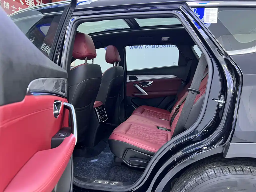 Jetour X70 PLUS 2023 — фото 14