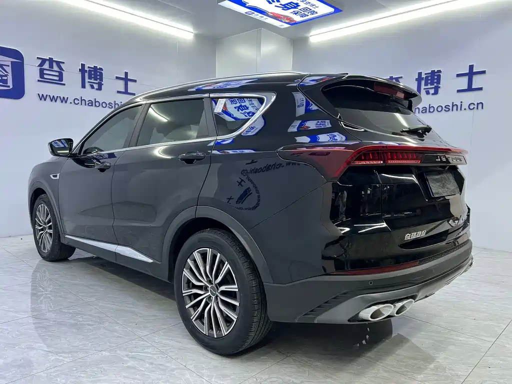 Jetour X70 PLUS 2023 — фото 16