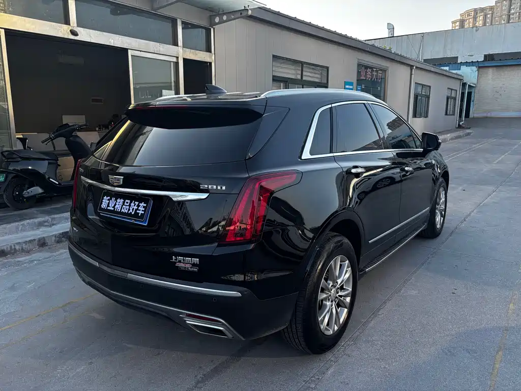 Cadillac XT5 2019 — фото 12