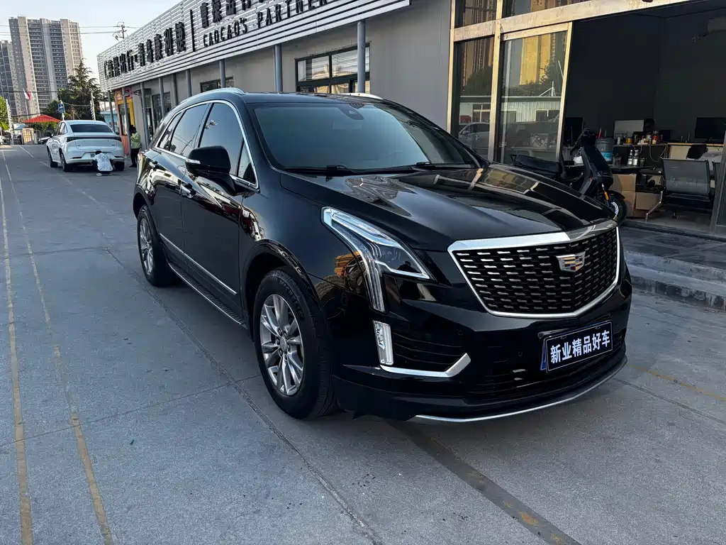Cadillac XT5 2019 — фото 3