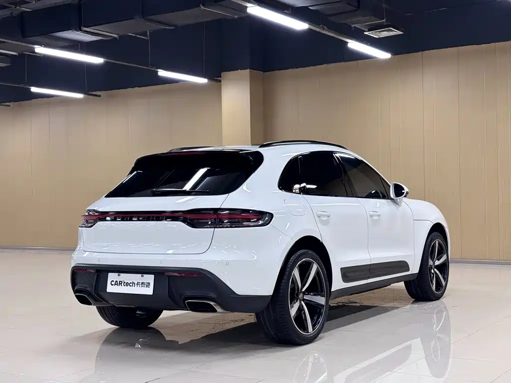 Porsche Macan 2023 — фото 5