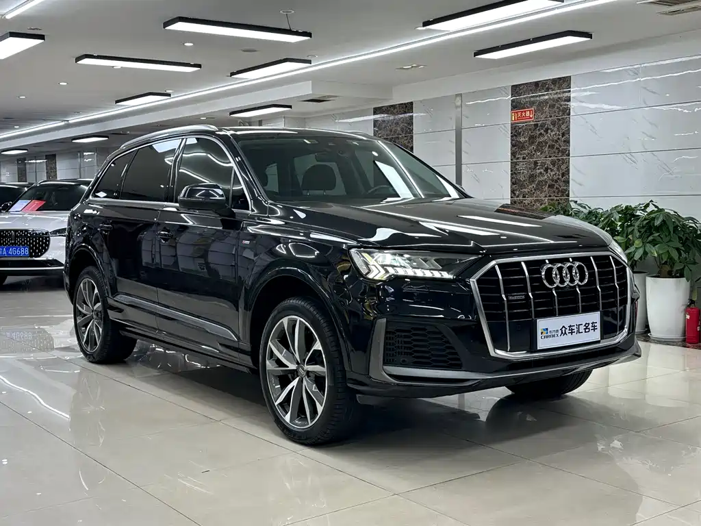 Audi Q7 2020 — фото 3