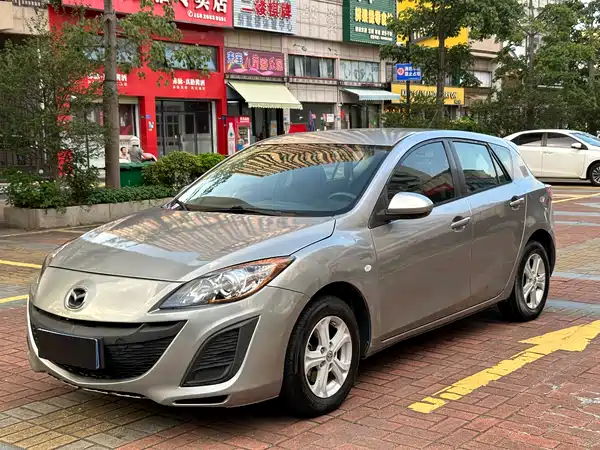 Mazda 3 Xingcheng 2012