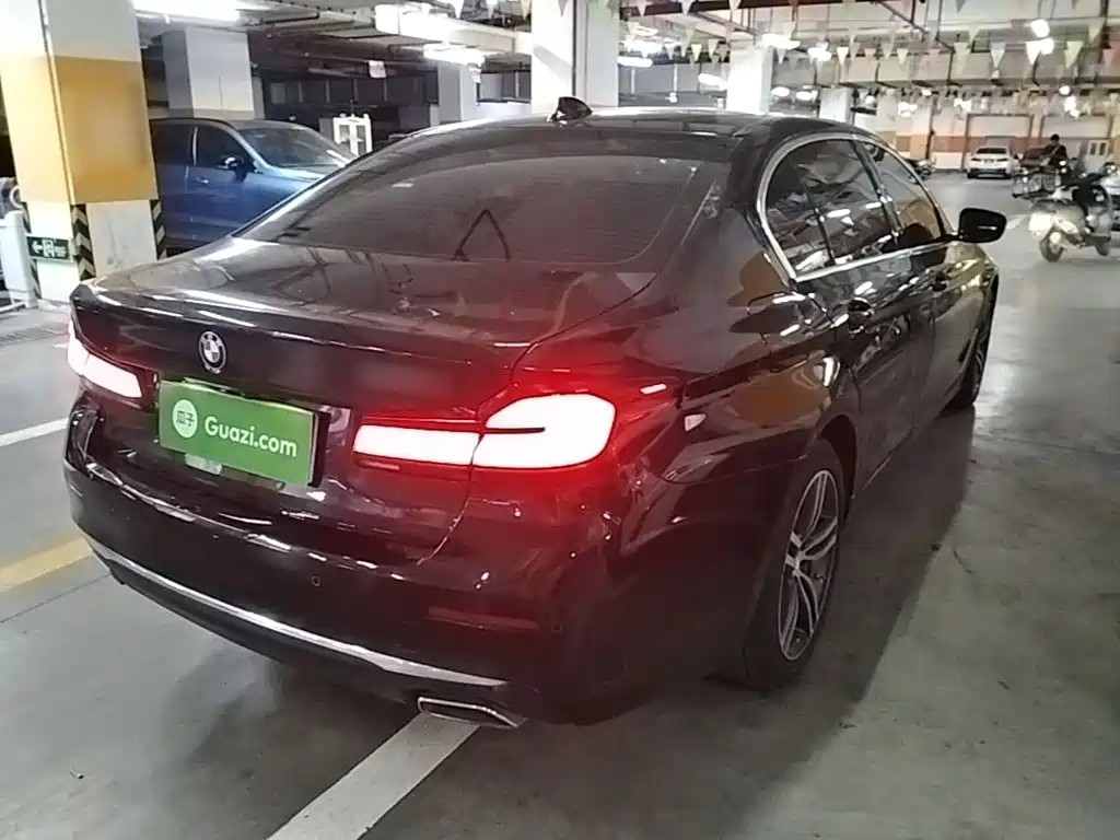 BMW 5 Series 2021