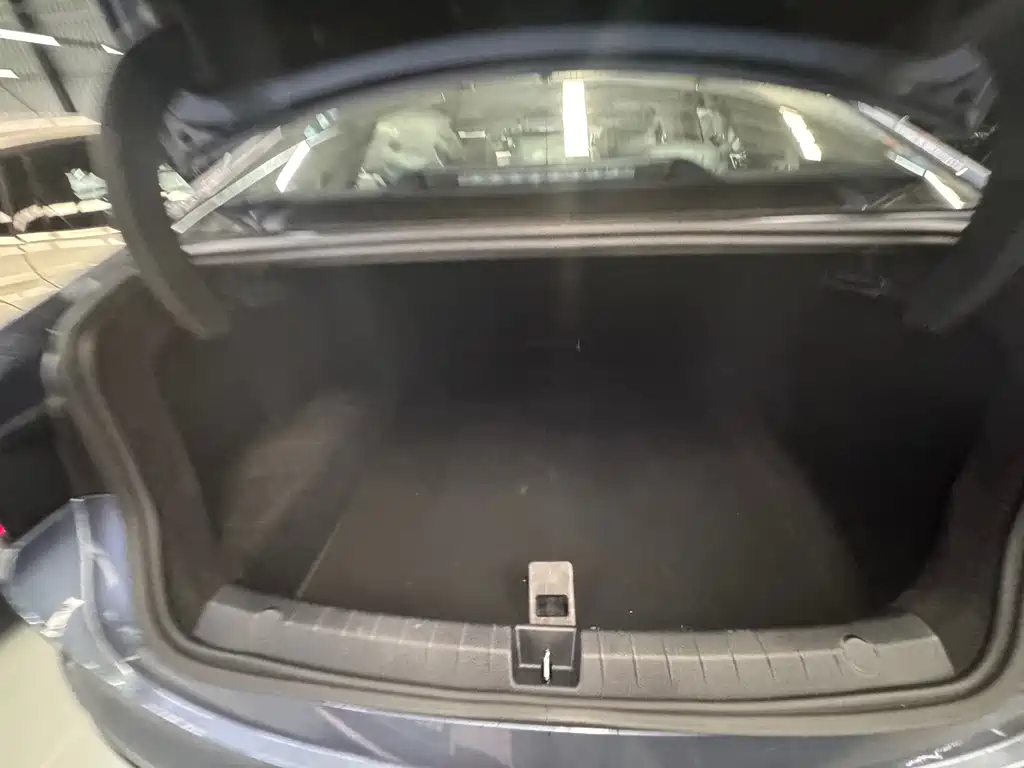 BYD Seal 05 DM-i 2025 — фото 27
