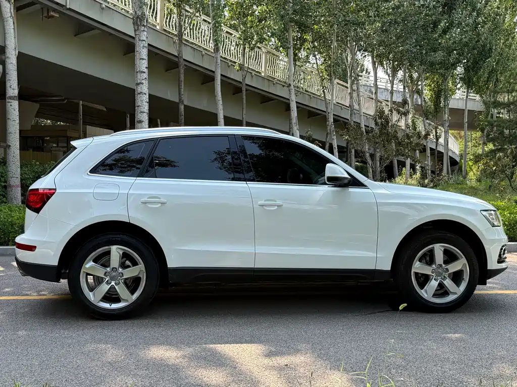 Audi Q5 2015 — фото 14