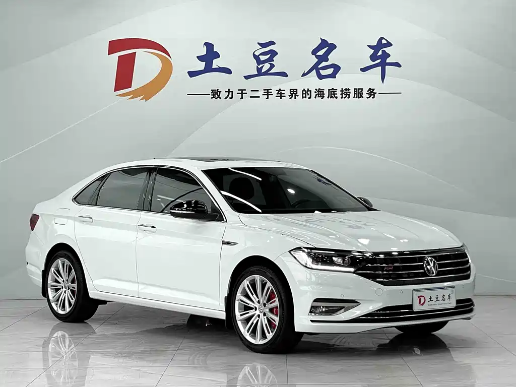 Volkswagen Sagitar 2022