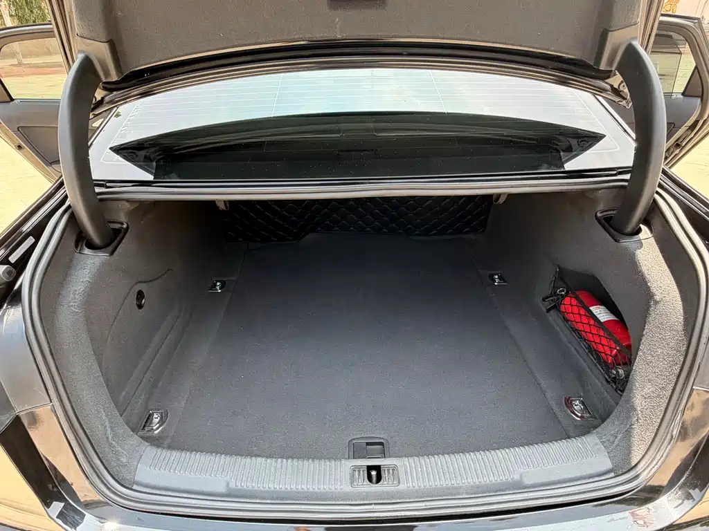 Audi A6L 2017 — фото 16