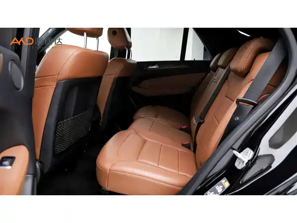 Mercedes-Benz GLE 2016