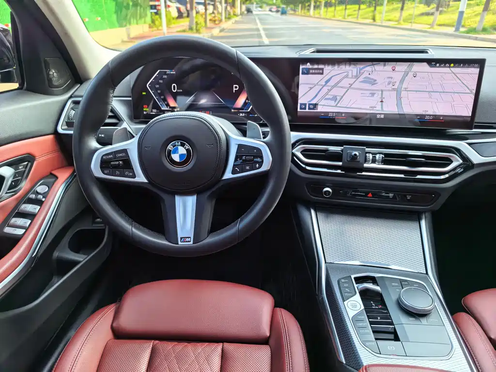 BMW 3 Series 2023 — фото 10