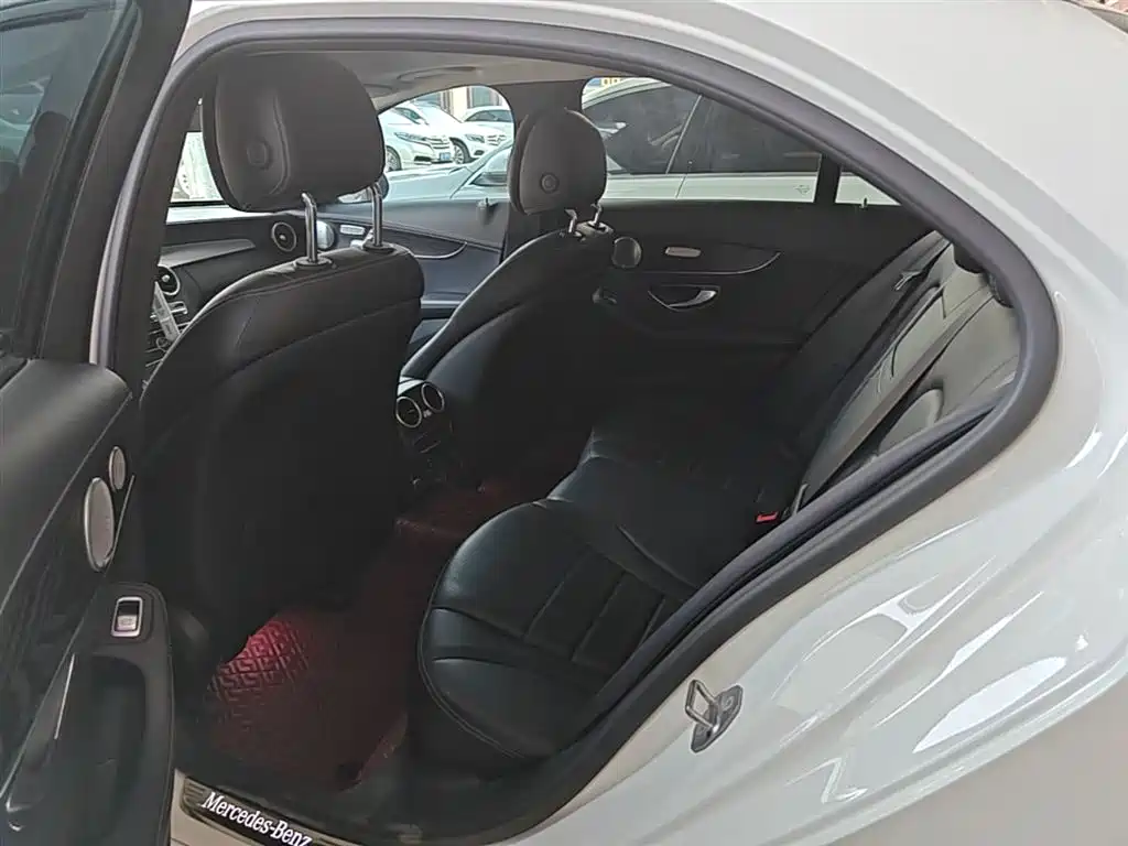 Mercedes-Benz C-Class 2021 — фото 17